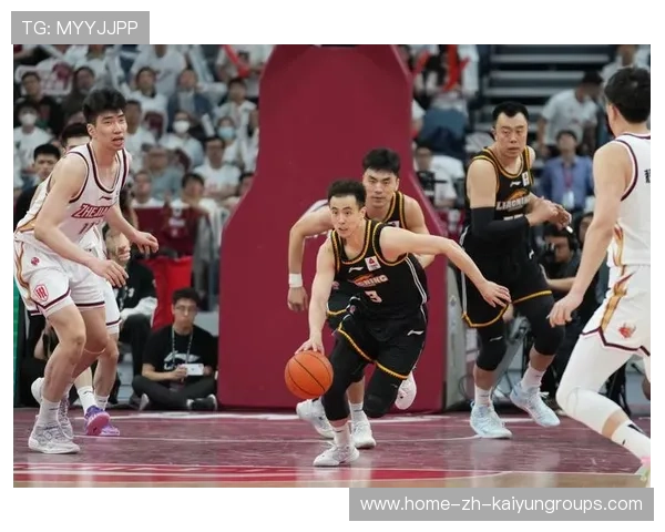 CBA赛场闪耀中国篮球风采，cba赛场闪耀中国篮球风采视频