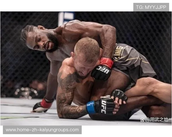 UFC拳手赛后对镜头挑衅：战场之外的霸气宣言